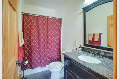 34025  Venice Park Rd, Summit, WI 53018 - Photo 27