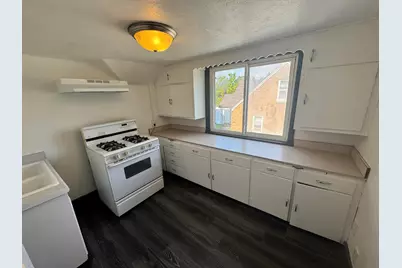 1005 N 38th St, Sheboygan, WI 53081 - Photo 21