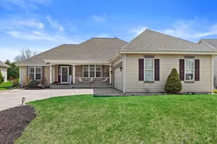 1683 Hunter Rd, Waukesha, WI 53189 - Photo 3