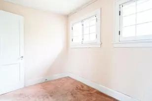 6816 Cedar St, Wauwatosa, WI 53213 - Photo 29