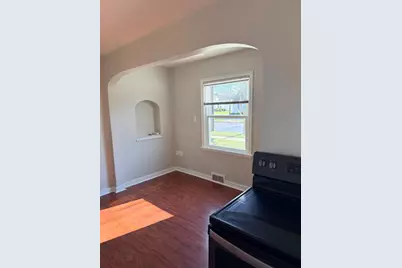 1608 S 16th St, Manitowoc, WI 54220 - Photo 5