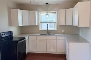 1608 S 16th St, Manitowoc, WI 54220 - Photo 3