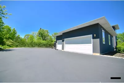 8825 N Spruce Rd, River Hills, WI 53217 - Photo 49