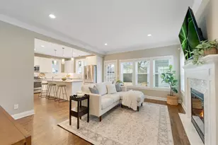 6040 N Shoreland Ave, Whitefish Bay, WI 53217 - Photo 13