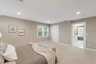 6040 N Shoreland Ave, Whitefish Bay, WI 53217 - Photo 17