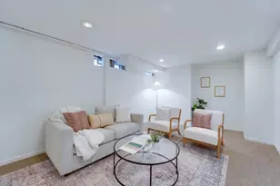 6040 N Shoreland Ave, Whitefish Bay, WI 53217 - Photo 29