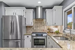 S74W24610 Windsor Ct, Vernon, WI 53189 - Photo 15