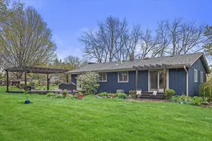 S74W24610 Windsor Ct, Vernon, WI 53189 - Photo 31