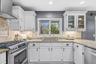 S74W24610 Windsor Ct, Vernon, WI 53189 - Photo 17