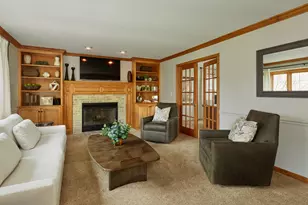 N49W16206 Graysland Dr, Menomonee Falls, WI 53051 - Photo 5