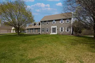 N49W16206 Graysland Dr, Menomonee Falls, WI 53051 - Photo 33