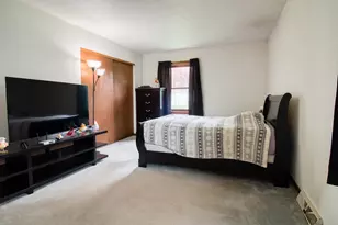 8361 S Deer Ridge Pass, Oak Creek, WI 53154 - Photo 7
