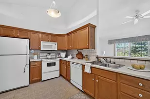 1912 Cedar St, Grafton, WI 53024 - Photo 7