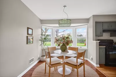 1704 W El Rancho Dr, Mequon, WI 53092 - Photo 7