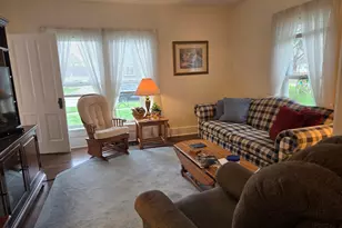 1015 Wheeler St, Lake Geneva, WI 53147 - Photo 3