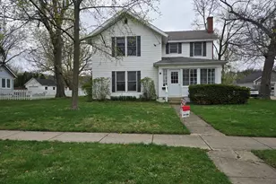 1015 Wheeler St, Lake Geneva, WI 53147 - Photo 25