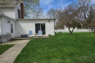 1015 Wheeler St, Lake Geneva, WI 53147 - Photo 15