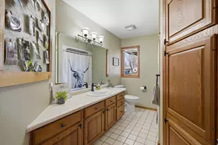 2029 White Pine Ln, Sheboygan, WI 53083 - Photo 17