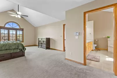 6645  Fieldstone Ct, Racine, WI 53402 - Photo 19