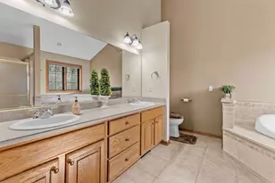 6645 Fieldstone Ct, Racine, WI 53402 - Photo 21