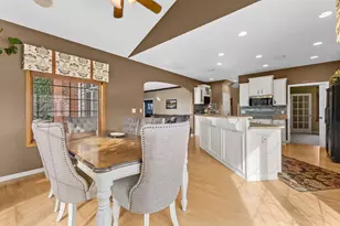 6645 Fieldstone Ct, Racine, WI 53402 - Photo 9