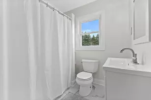 752 Wells St, Lake Geneva, WI 53147 - Photo 11