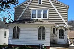 2179 S 83rd St, West Allis, WI 53219 - Photo 31