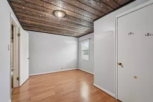 1001 W Bender Rd, Glendale, WI 53217 - Photo 19