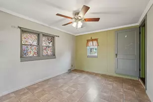 1001 W Bender Rd, Glendale, WI 53217 - Photo 17