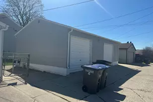 1628 Blocki Ct, Sheboygan, WI 53081 - Photo 3