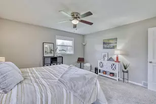 N8W27182 Jills Dr, Pewaukee, WI 53188 - Photo 27