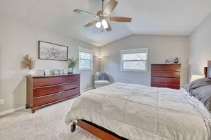 N8W27182 Jills Dr, Pewaukee, WI 53188 - Photo 21