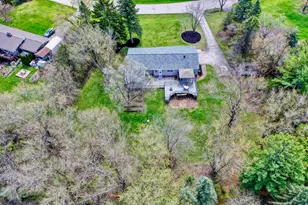 N8W27182 Jills Dr, Pewaukee, WI 53188 - Photo 3