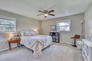 N8W27182 Jills Dr, Pewaukee, WI 53188 - Photo 25