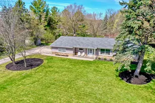 N8W27182 Jills Dr, Pewaukee, WI 53188 - Photo 43