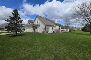 9729 W Prairie Grass Way, Franklin, WI 53132 - Photo 71
