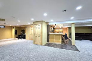 9729 W Prairie Grass Way, Franklin, WI 53132 - Photo 47