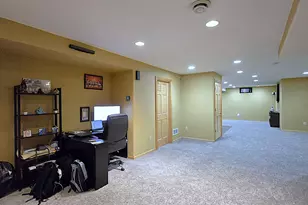 9729 W Prairie Grass Way, Franklin, WI 53132 - Photo 61