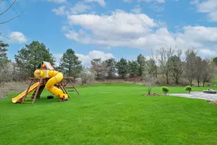 W223N3589 Ridgeside Ct, Pewaukee, WI 53072 - Photo 39