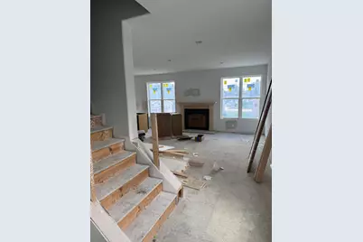 1031  Waterstone Ct, Pewaukee, WI 53072 - Photo 9