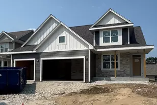 1031 Waterstone Ct, Pewaukee, WI 53072 - Photo 1