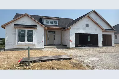 310  Limestone Ln, Slinger, WI 53086 - Photo 1
