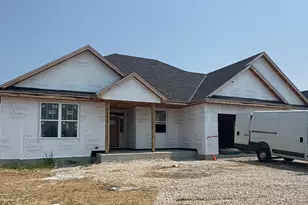 330 Limestone Ln, Slinger, WI 53086 - Photo 1