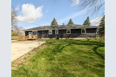 10535 W Bradley Rd, Milwaukee, WI 53224 - Photo 35