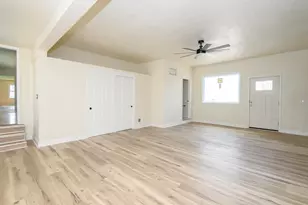 10535 W Bradley Rd, Milwaukee, WI 53224 - Photo 15