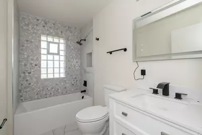 10535 W Bradley Rd, Milwaukee, WI 53224 - Photo 21