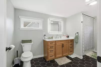 611  Central Ave, Beloit, WI 53511 - Photo 21