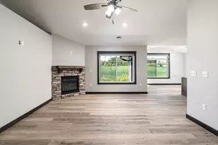 S4698 Erickson Ln, Jefferson, WI 54665 - Photo 11