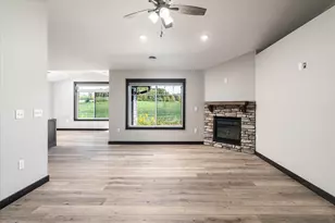 S4696 Erickson Ln, Jefferson, WI 54665 - Photo 11