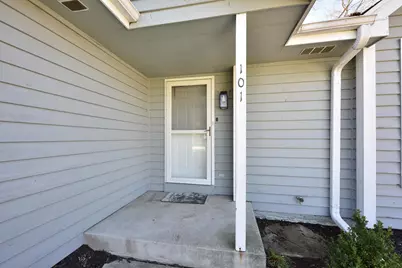 101  Friendship Ln, Saukville, WI 53080 - Photo 5